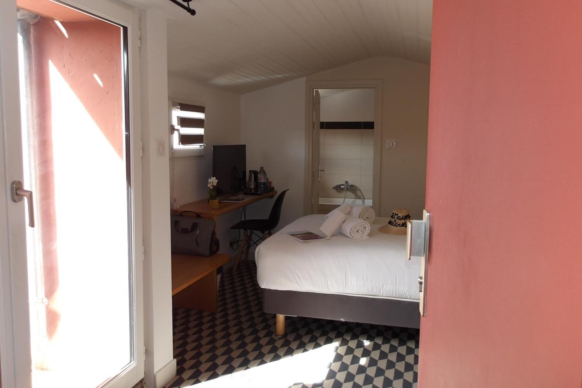 La Maison Des Ocres - Provence Roussillon en Isere Екстериор снимка