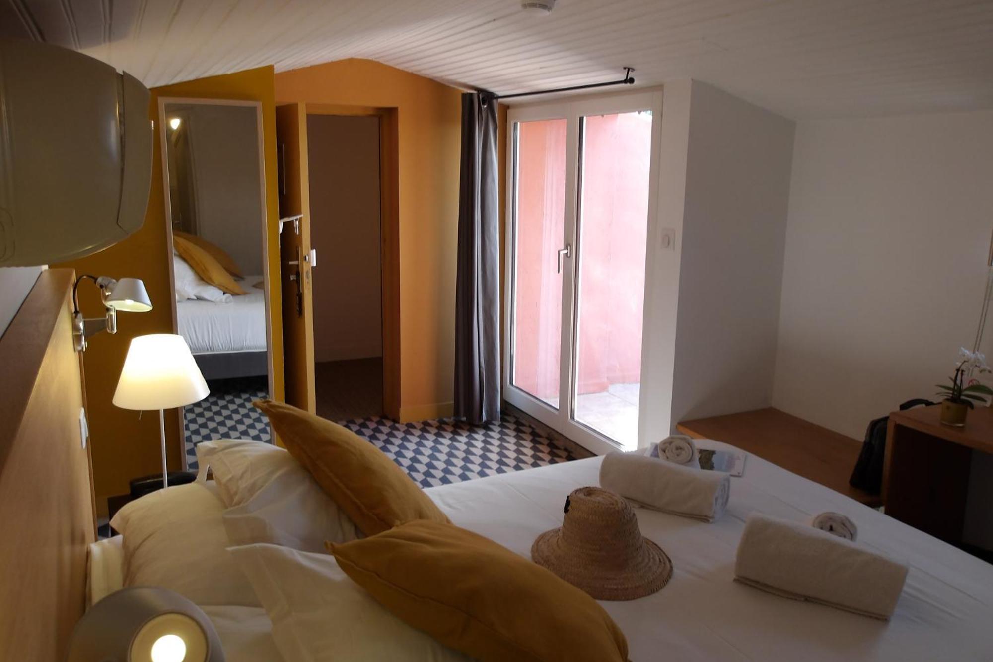 La Maison Des Ocres - Provence Roussillon en Isere Екстериор снимка